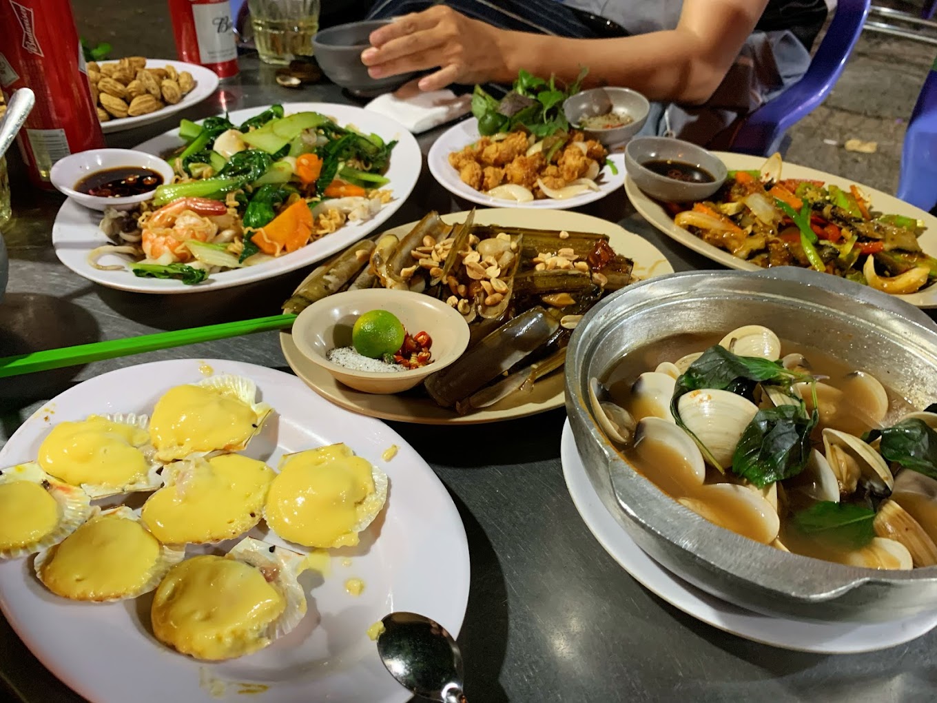 quán ăn vặt đêm TPHCM